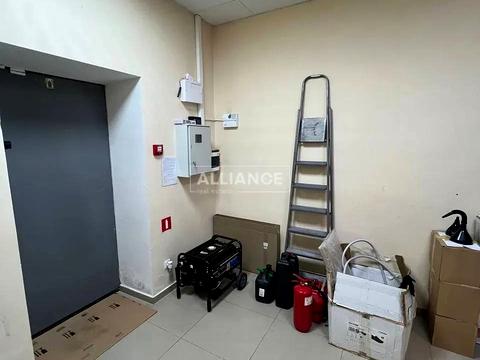 комерційна за адресою Василя Стуса вул., 40