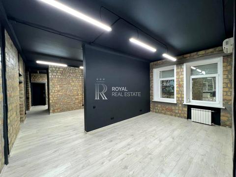 комерційна за адресою Різницька вул., 11