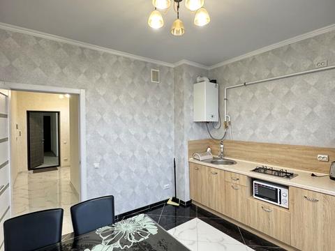 квартира за адресою Олекси Довбуша вул., 8б