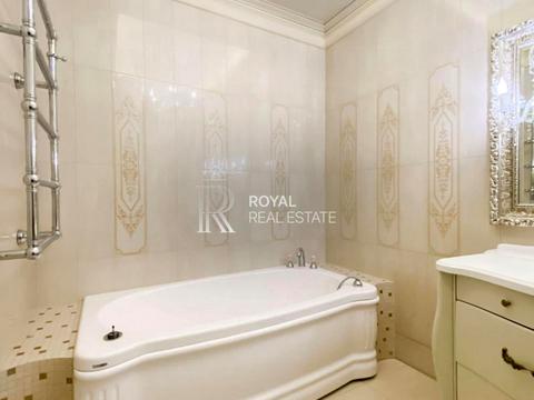 квартира за адресою Андрія Верхогляда вул. (Михайла Драгомирова), 16