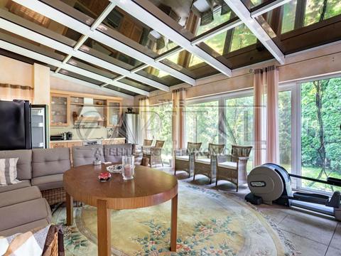 дом по адресу Борщаговская ул.