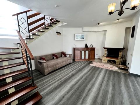 комерційна за адресою Грушевського вул., 2А