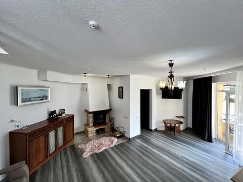 комерційна за адресою Грушевського вул., 2А