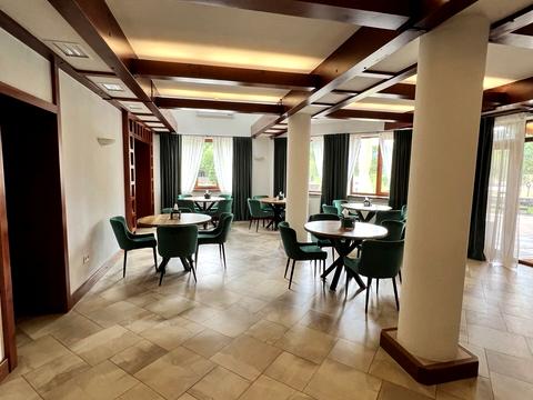 комерційна за адресою Грушевського вул., 2А