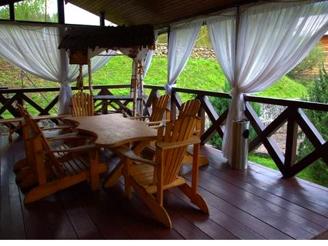 комерційна за адресою Василя Стуса вул., 1а