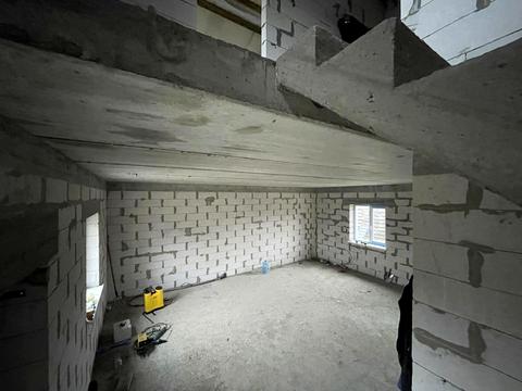 будинок за адресою с. Тарасівка, Незламності вул. (Комарова)