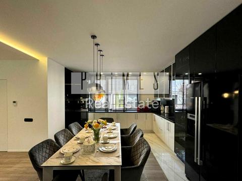 будинок за адресою Ценнтральна, 1