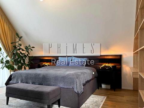 будинок за адресою Ценнтральна, 1