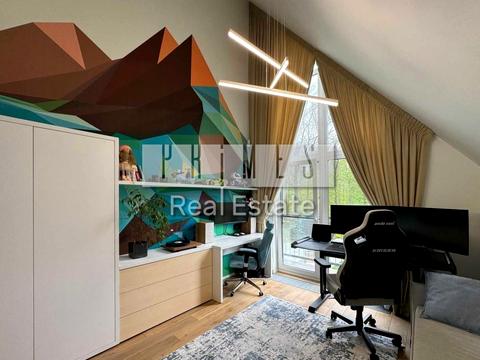 будинок за адресою Ценнтральна, 1