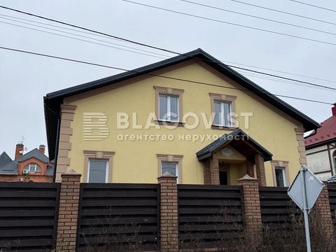 будинок за адресою Шкільна вул.