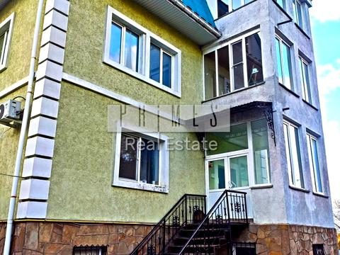 коммерческая по адресу Казацкая ул. (Октябрьская), 1