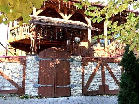 комерційна за адресою Львів, Опришківська вул., 5