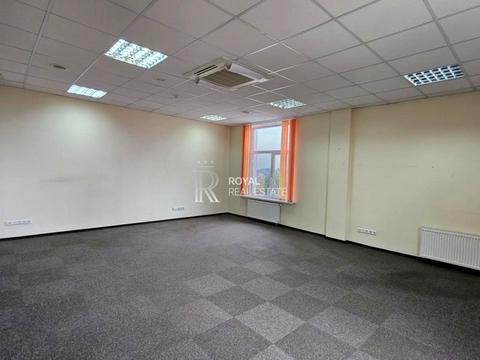 коммерческая по адресу Николая Михновского бульв. (Дружбы народов), 19