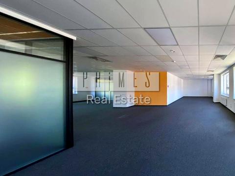 комерційна за адресою Олени Теліги вул., 57