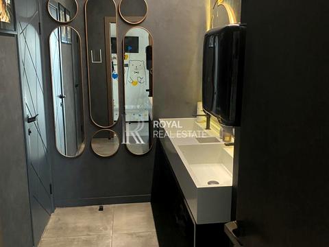 комерційна за адресою Зарічна вул., 1-В