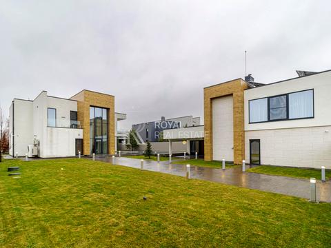 будинок за адресою Київ, Абрикосова вул., 8