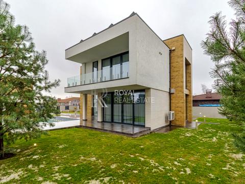 будинок за адресою Київ, Абрикосова вул., 8