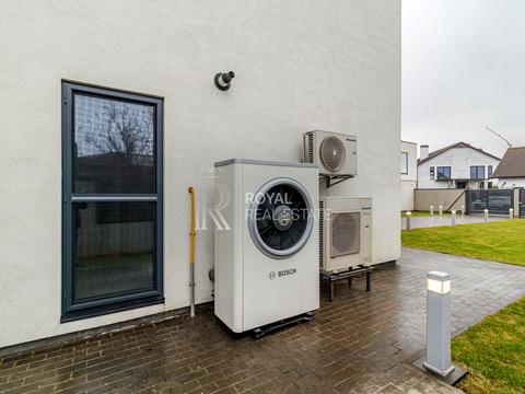 будинок за адресою Київ, Абрикосова вул., 8