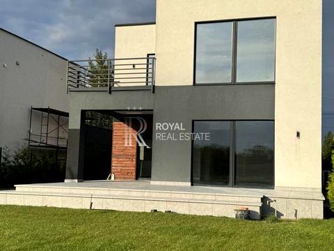 дом по адресу Центральная ул.