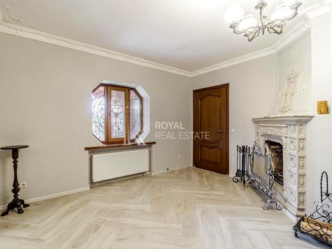 будинок за адресою Продольна, 1