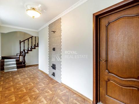 будинок за адресою Продольна, 1