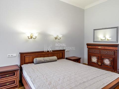 будинок за адресою Продольна, 1