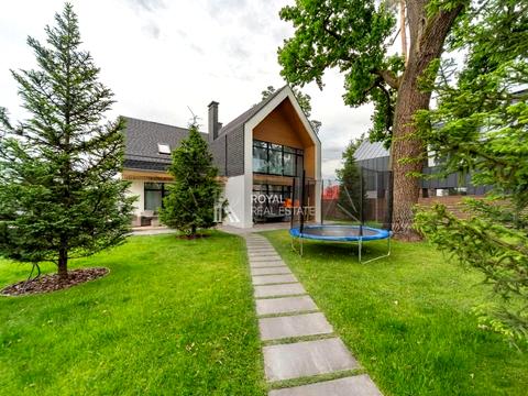 будинок за адресою 12 Лінія