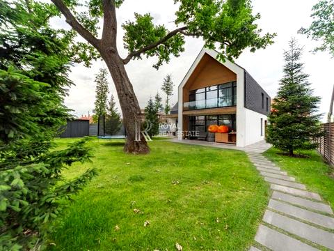 будинок за адресою 12 Лінія