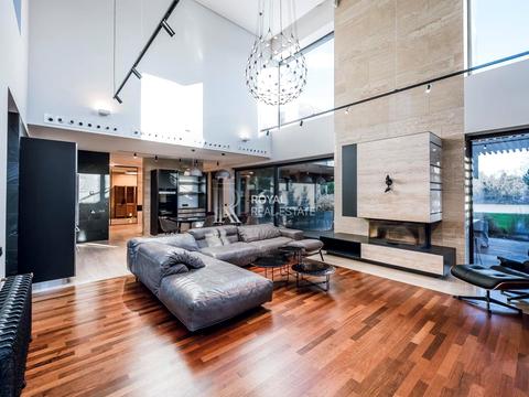 будинок за адресою Центральна, 21