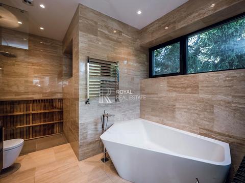 будинок за адресою Центральна, 21