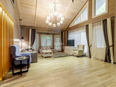 дом по адресу Горіхова