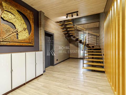 дом по адресу Горіхова