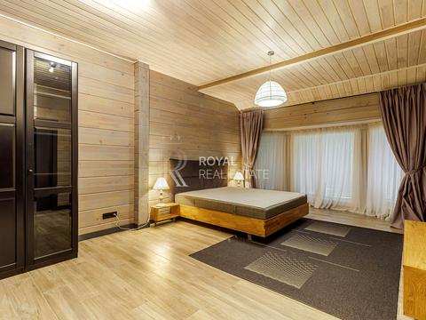 дом по адресу Горіхова