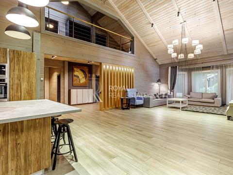 дом по адресу Горіхова