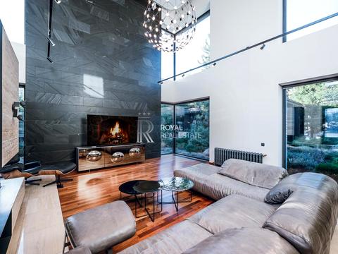 будинок за адресою Центральна