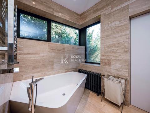 будинок за адресою Центральна