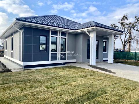 будинок за адресою Святкова вул., 1