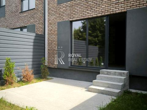 дом по адресу Каштановая ул.