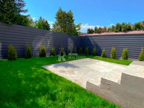 дом по адресу Каштановая ул.