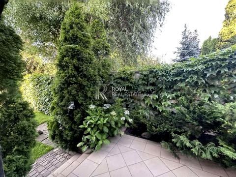 будинок за адресою Святищенська вул.