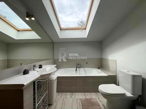 будинок за адресою Богатирська вул., 30-А