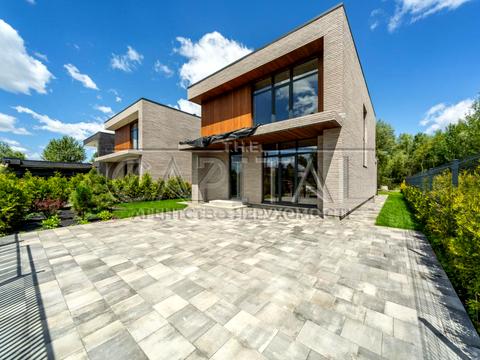 дом по адресу Ганни Ярославни