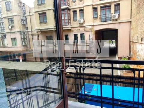 комерційна за адресою Київ, Володимирська вул., 38