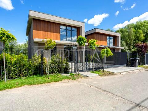 дом по адресу Ганни Ярославни