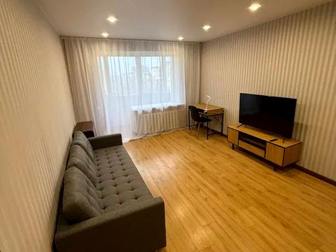 квартира за адресою Героїв просп., 33