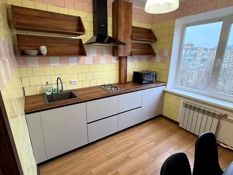 квартира за адресою Героїв просп., 33