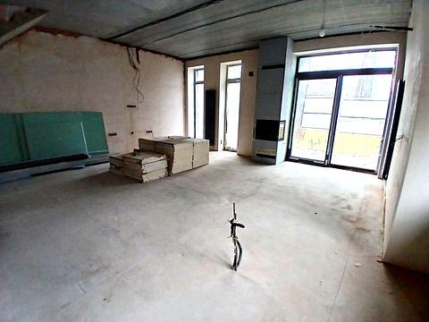 дом по адресу Евгения Коновальца ул.