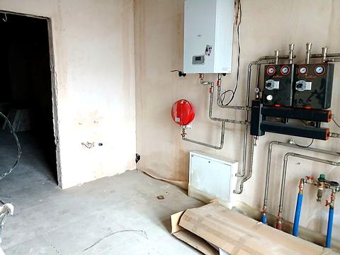 дом по адресу Евгения Коновальца ул.