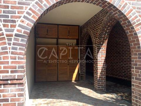 будинок за адресою Павла Загребельного вул. (Миколи Раєвського)