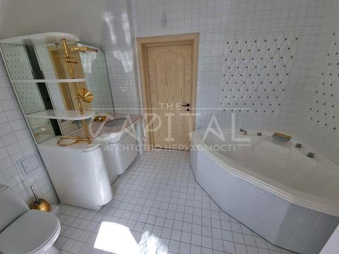 будинок за адресою Павла Загребельного вул. (Миколи Раєвського)